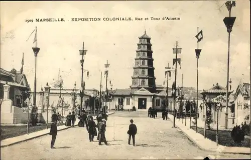Ak Marseille Bouches du Rhône, Exposition Coloniale, Rue et Tour d'Annam