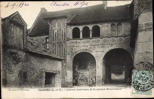 Ak Lavardin Loir et Cher, Galerie interieur de la maison Renaissance