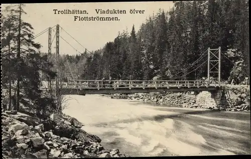 Ak Trollhättan Schweden, Viadukten ofver Flottströmmen