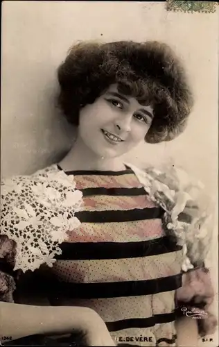 Ak Schauspielerin E. De Vère, Portrait, koloriert