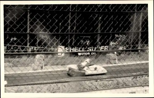 Foto Frohburg in Sachsen, Frohburger Dreieck Rennen, Motorrad mit Seitenwagen, Shell Werbung