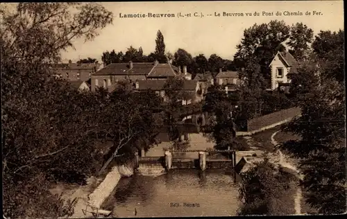 Ak Lamotte Beuvron Loir et Cher, Le Beuvron vu du Pont du Chemin de Fer