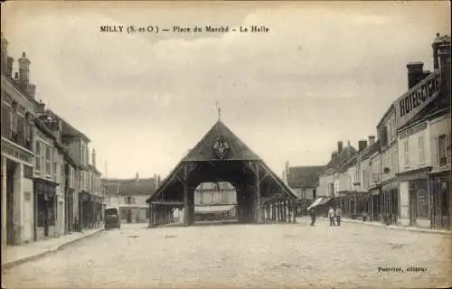 Ak Milly Essonne, Place du Marche, La Halle