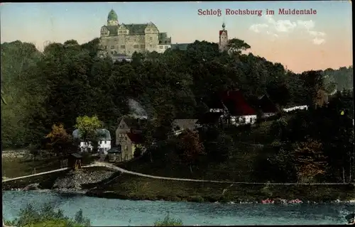 Ak Rochsburg Lunzenau in Sachsen, Blick zum Schloss im Muldentale