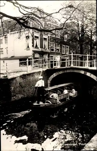 Ak Delft Südholland Niederlande, Voorstraat, Postbrug