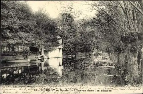 Ak Brunoy Essonne, Bords de l'Yerres dans les Vallees