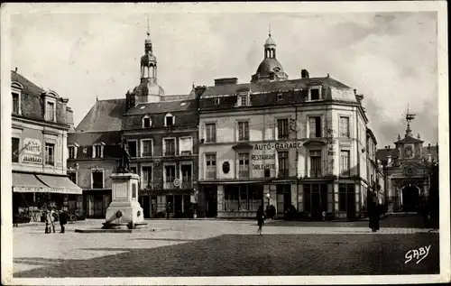 Ak La Flèche Sarthe, Place Henry IV