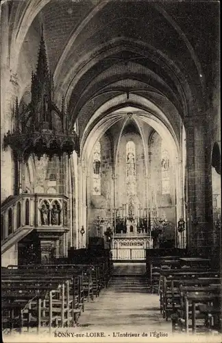 Ak Bonny sur Loire Loiret, L'Eglise, Interieur