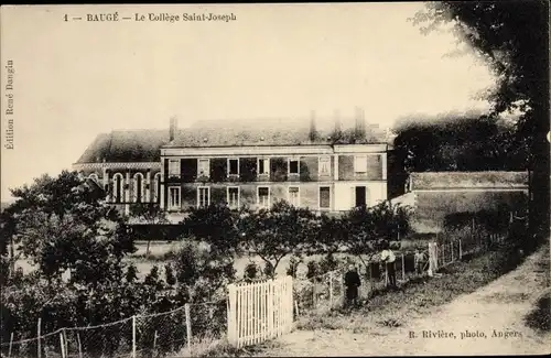 Ak Baugé Maine et Loire, Le Collège Saint Joseph