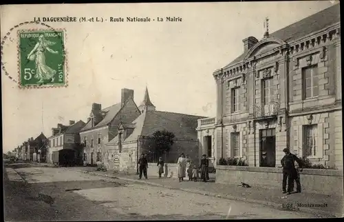 Ak La Daguenière Maine et Loire, Route Nationale, La Mairie