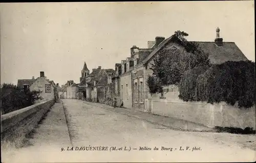 Ak La Daguenière Maine et Loire, Milieu du Bourg