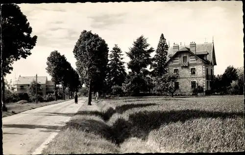 Ak Boiscommun Loiret, Faubourg de Bellegarde