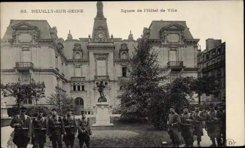 Ak Neuilly sur Seine Hauts de Seine, Square de l'Hôtel de Ville