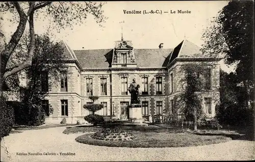 Ak Vendôme Loir et Cher, Le Musee