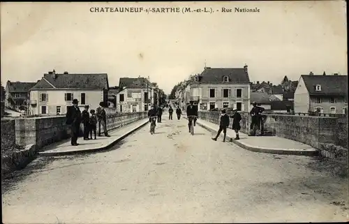 Ak Chateauneuf sur Sarthe Maine-et-Loire, Rue Nationale