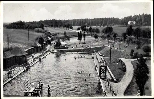 Ak Leubnitz Werdau an der Pleiße in Sachsen, Freibad