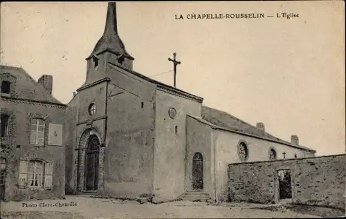 Ak Chapelle Rousselin Maine-et-Loire, L'Eglise