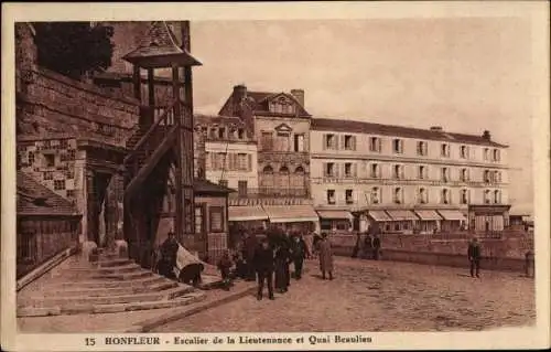 Ak Honfleur Calvados, Escalier de la Lieutenance et Quai Beaulieu