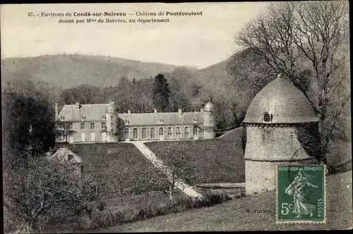 Pontécoulant près de Condé-sur-Noireau Calvados, Chateau