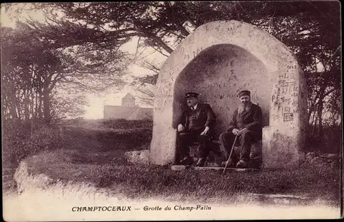 Ak Champtoceaux Maine-et-Loire, Grotte du Champ Pallu