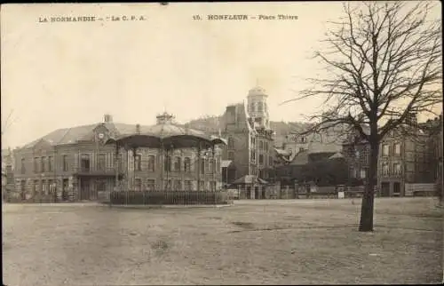 Ak Honfleur Calvados, Place Thiers