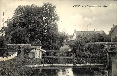 Ak Bernay Eure, La Charentonne rue Lobrot