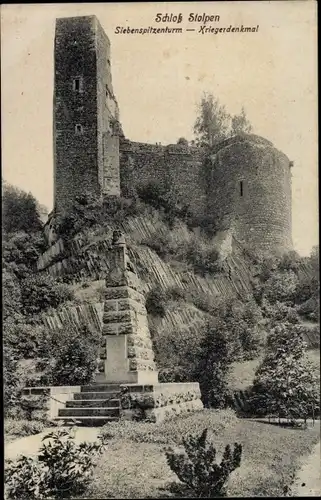 Ak Stolpen in Sachsen, Schloss, Siebenspitzenturm, Kriegerdenkmal