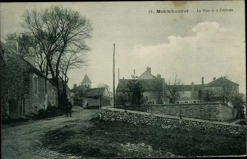 Ak Montchauvet Yvelines, La Rue aux Prétres