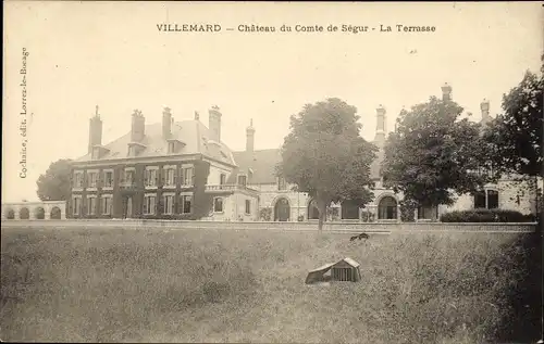 Ak Villemard Seine-et-Marne, Chateau du Comte de Segur, La Terrasse