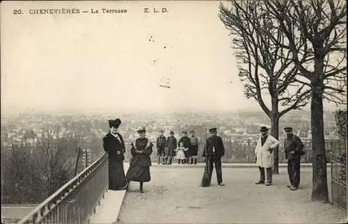 Ak Chennevières Val de Marne, La Terrasse