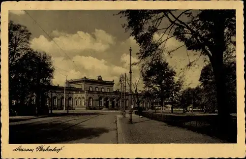 Ak Dessau in Sachsen Anhalt, Bahnhof