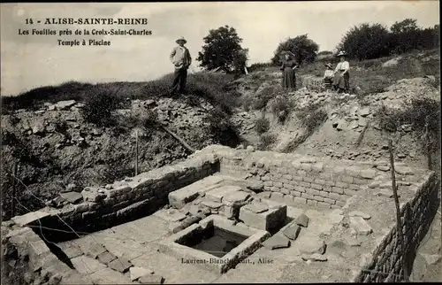 Ak Alise-Sainte-Reine Côte-d’Or, Les Foulles pres de la Corix Saint Charles, Temple a Piscine