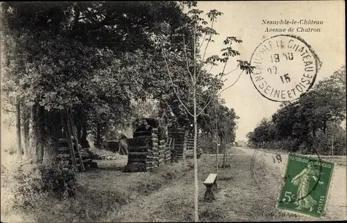 Ak Neauphle le Chateau Yvelines, Avenue de Chatron