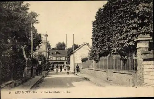 Ak Les Mureaux Yvelines, Rue Gambetta, piétons