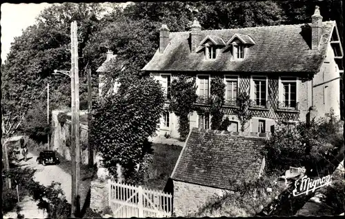 Ak Grosrouvre Yvelines, La Clairière, Maison de Marcelle Tinayre, vue générale d'oiseau