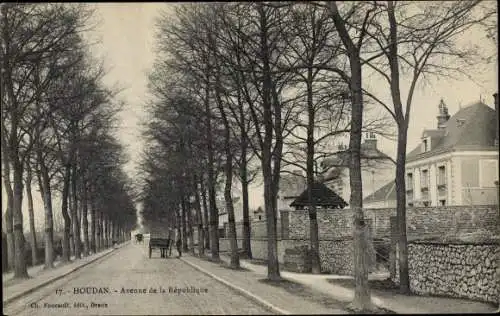 Ak Houdan Yvelines, Avenue de la Republique