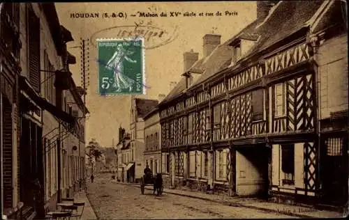 Ak Houdan Yvelines, Maison du XV siecle et rue de Paris