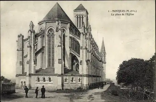 Ak Montjean Maine et Loire, La Place de l'Eglise