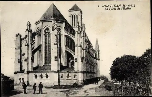 Ak Montjean Maine et Loire, La Place de l'Eglise