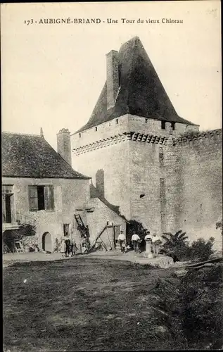 Ak Aubigne Briand Maine-et-Loire, Une Tour du vieux Chateau