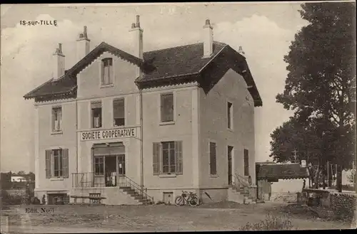 Ak Is-sur-Tille Côte-d’Or, maison de la Société Coopérative, vue de face