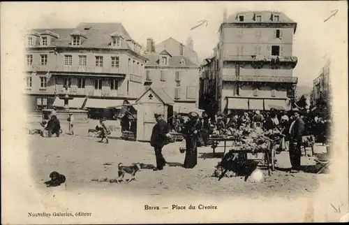 Ak Brive-la-Gaillarde Corrèze, Place du Civoire