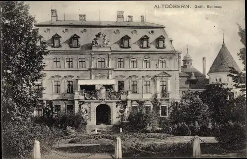 Ak Altdöbern in der Niederlausitz, Gräfliches Schloss