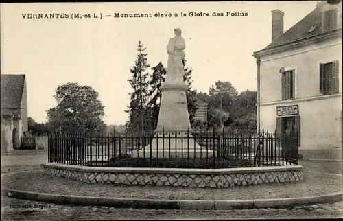 Ak Vernantes Maine et Loire, Monument élevé á la Gloire des Poilus