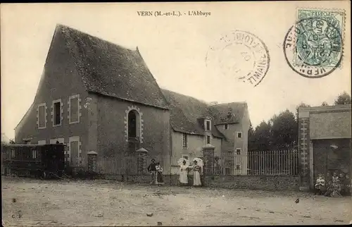 Ak Vern Maine et Loire, L'Abbaye