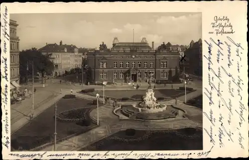 Ak Görlitz in der Lausitz, Postplatz mit Postamt, Brunnen