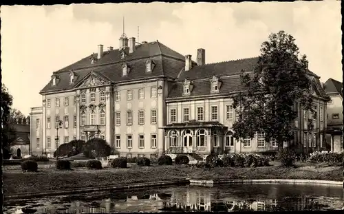 Ak Brandis in Sachsen, Finanzschule