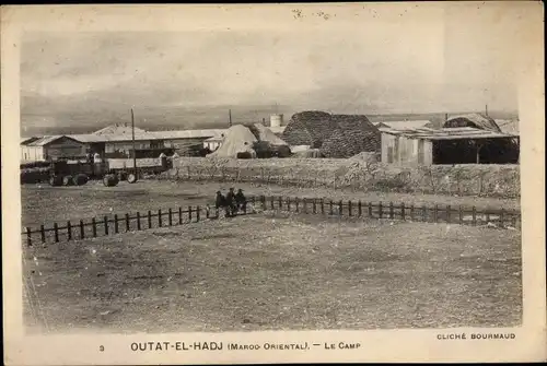 Ak Outat El Haj Marokko, Le Camp