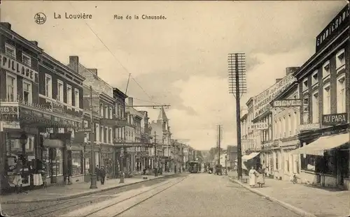 Ak La Louvière Wallonien Hennegau, Rue de la Chaussee