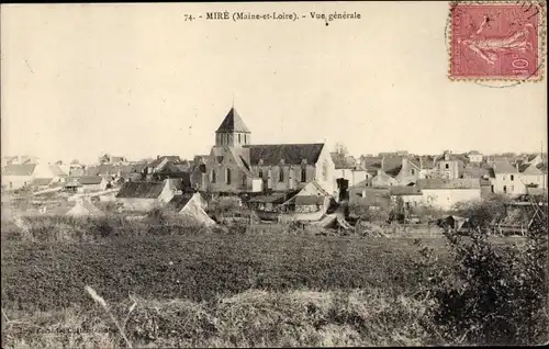 Ak Miré Maine et Loire, Gesamtansicht mit Kirche